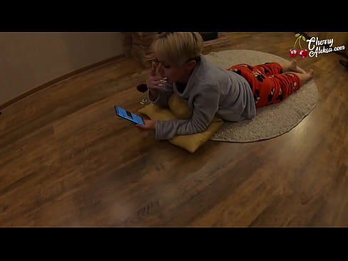 ❤️ Traks Blondīne sūc milzīgu locekli sūc un lēkā uz tā - anālais sekss ❤❌ Kvalitatīvs porno pie lv.xxxifuck.ru ❌️❤